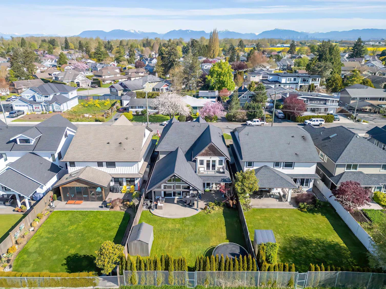 5500 52 Avenue, Delta, BC, V4K 2C5 - 32