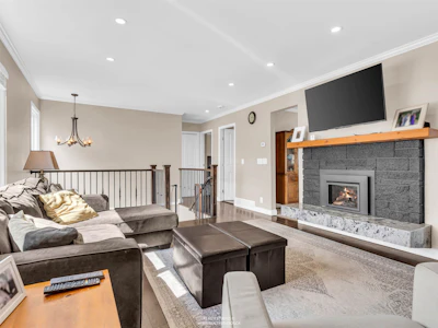 1975 Routley Avenue - 5