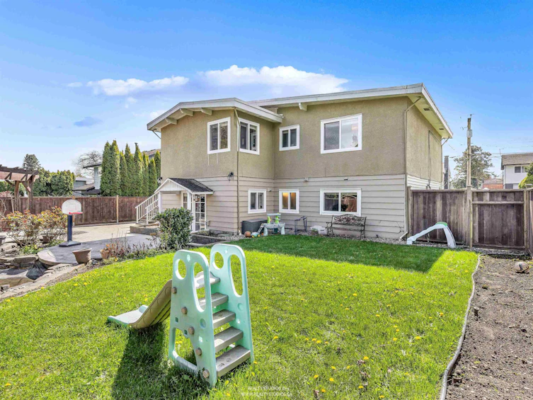 1975 Routley Avenue, Port Coquitlam, BC, V3C 1A8 - 32