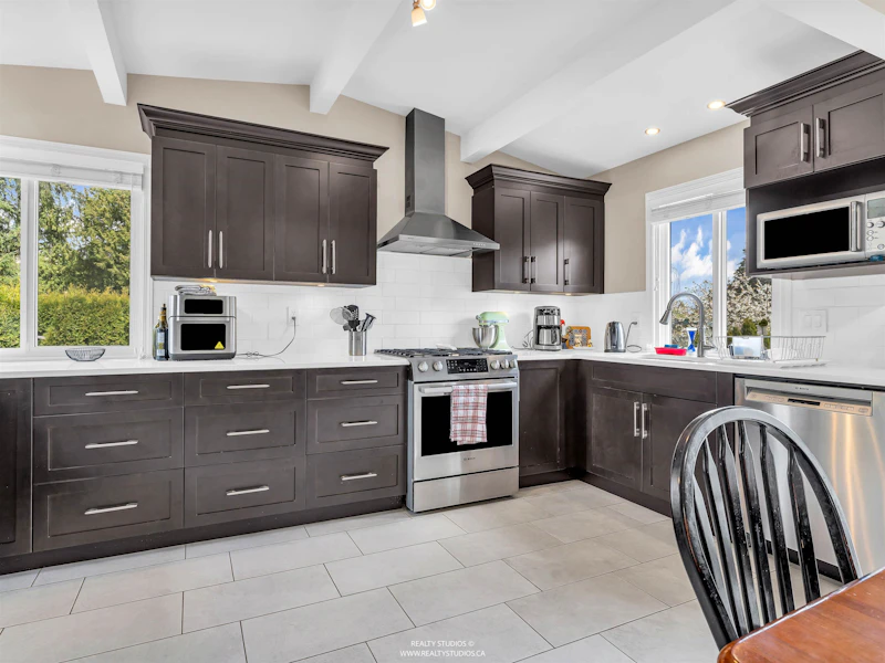 1975 Routley Avenue, Port Coquitlam BC V3C 1A8
