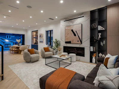 3970 Laurel Street - 5