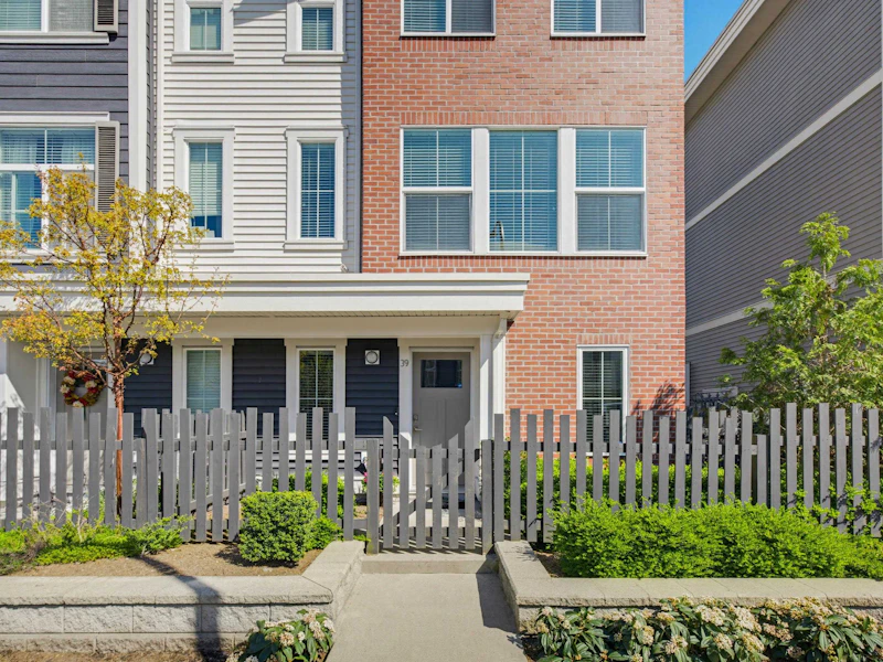 39 - 8370 202b Street, Langley BC