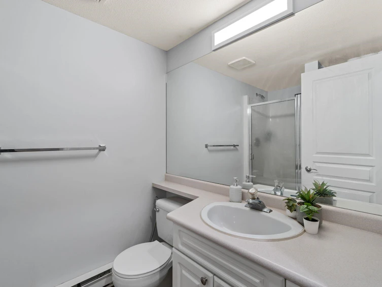 405-13955 Laurel Drive, Surrey, BC, V3T 1A8 - 22