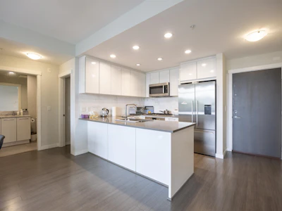 406-3263 Pierview Crescent - 3