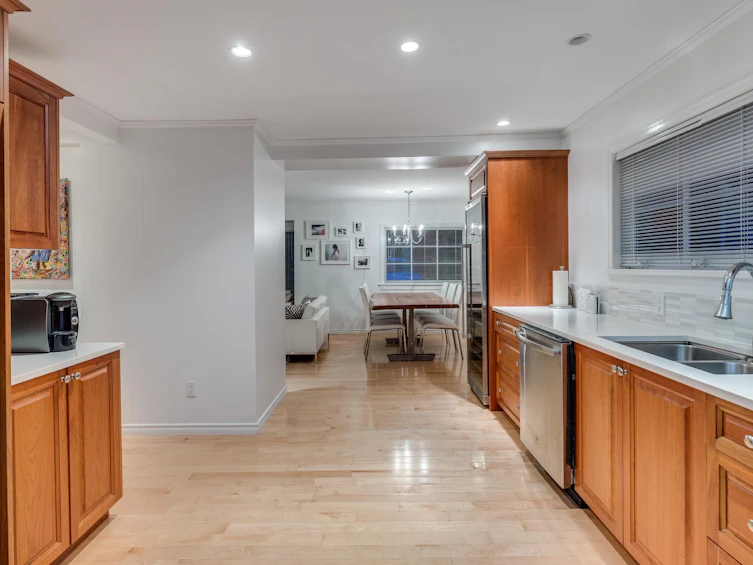 6431 Rosebery Avenue, West Vancouver, BC, V7W 2C5 - 10