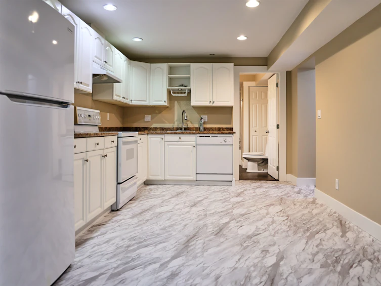 15295 111a Avenue, Surrey, BC, V3R 0G4 - 22