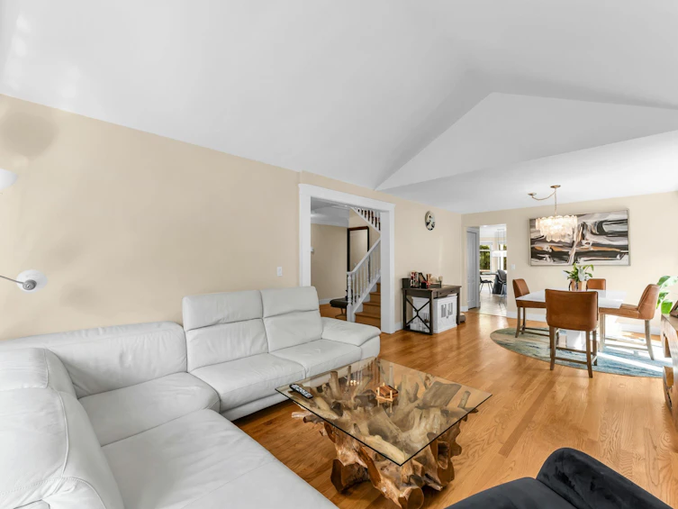 15295 111a Avenue, Surrey, BC, V3R 0G4 - 6