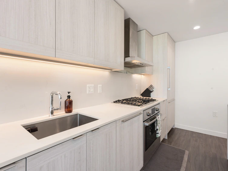 3506-2311 Beta Avenue, Burnaby, BC, V5C 0M1 - 8