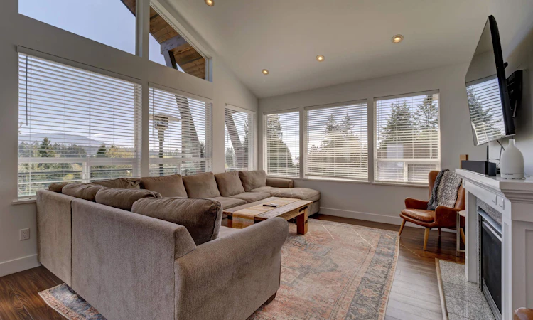 825 Bayview Heights Road