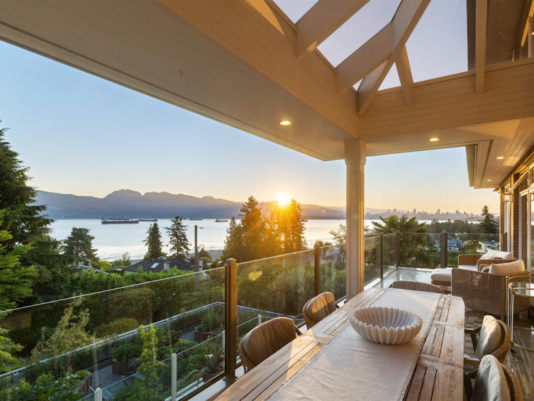 1550 Blanca Street, Vancouver, BC, V6R 4S1 - 2