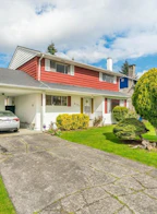 6151 Nanika Crescent