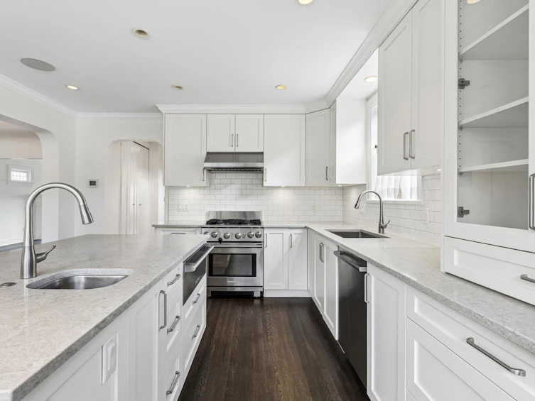 2859 W 33rd Avenue, Vancouver, BC, V6N 2G3 - 7
