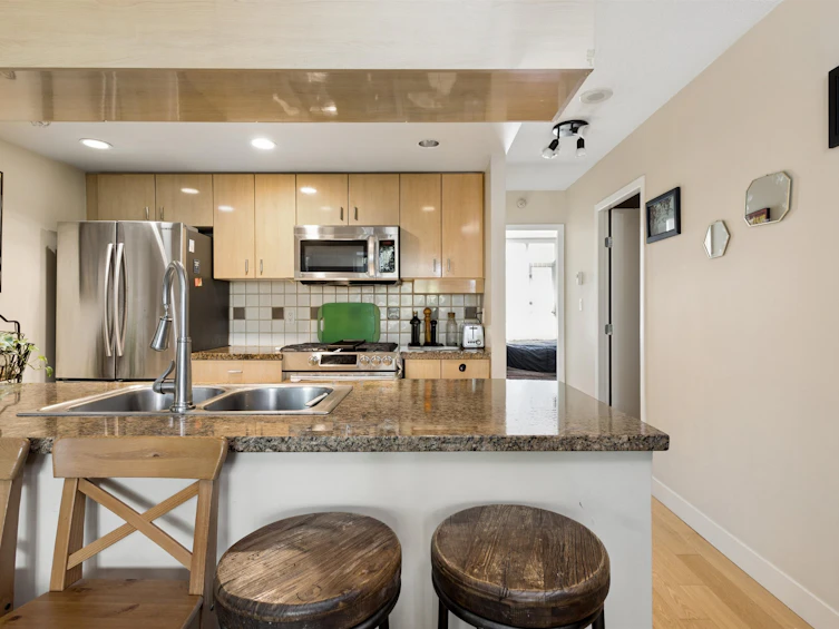 2P-1033 Marinaside Crescent, Vancouver, BC, V6Z 3A3 - 13