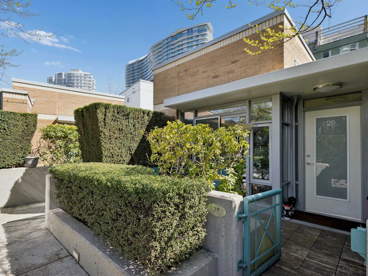 2P-1033 Marinaside Crescent, Vancouver, BC, V6Z 3A3 - 2