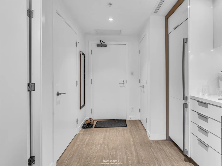 203-1661 Quebec Street, Vancouver, BC, V6A 0H2 - 3
