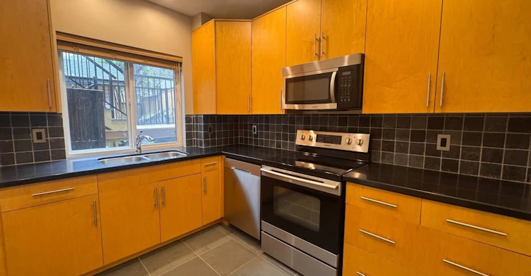 Suite-22831 Foreman Dr, Maple Ridge, BC, V4R 2X3 - 2