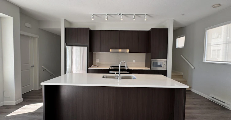 2410-11280 Pazarena Pl, Maple Ridge, BC, V2X 9H8 - 5
