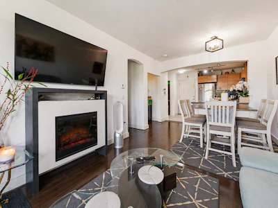 315-6688 120 Street - 4