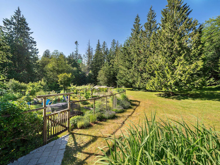 1532 Adams Road, Bowen Island, BC, V0N 1G2 - 21