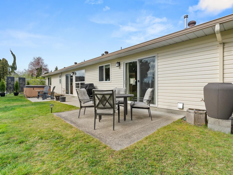 6365 Homestead Avenue, Sechelt, BC, V7Z 0M7 - 36