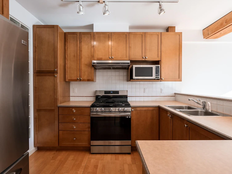 301-1238 Homer Street, Vancouver, BC, V6B 2Y5 - 17