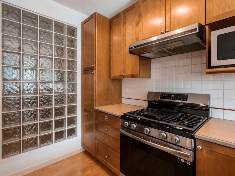 301-1238 Homer Street, Vancouver, BC, V6B 2Y5 - 18