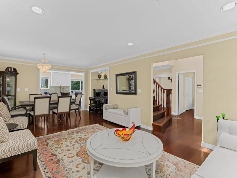 1426 Fulton Avenue, West Vancouver BC V7T 1P1