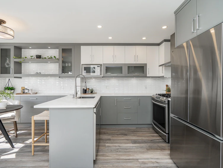 1120 Hachey Avenue, Coquitlam, BC, V3K 2H4 - 10