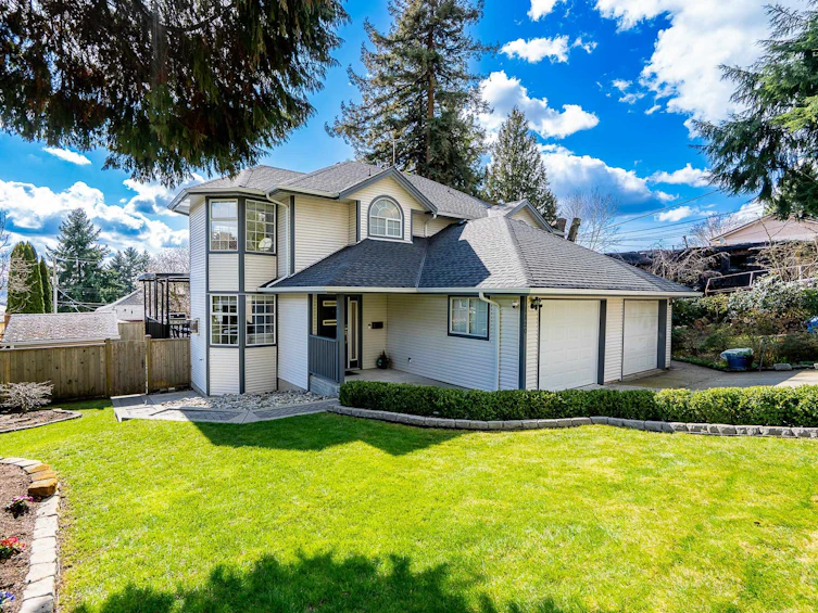 1120 Hachey Avenue, Coquitlam, BC, V3K 2H4 - 2