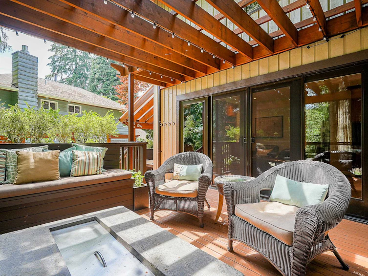2857 Violet Street, North Vancouver, BC, V7H 2L7 - 27