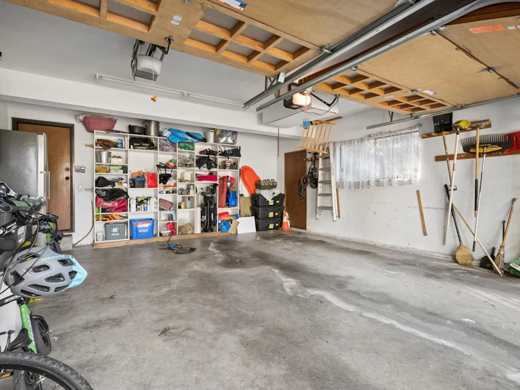 2857 Violet Street, North Vancouver, BC, V7H 2L7 - 30