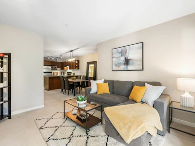 317-4799 Brentwood Drive - 5