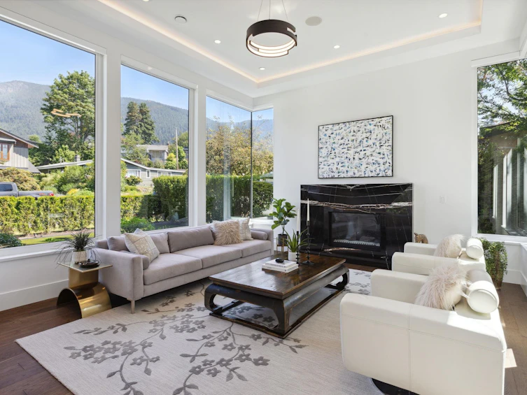 983 Tudor Avenue, North Vancouver, BC, V7R 1X6 - 15