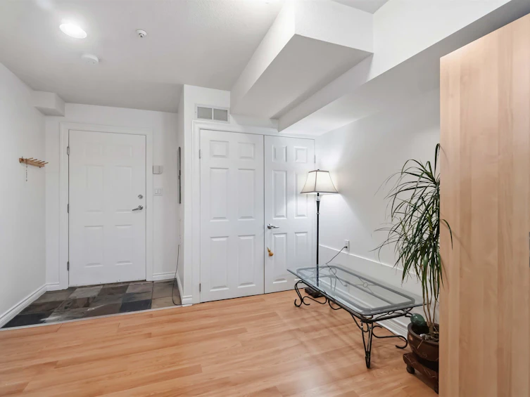 8433 Jellicoe Street, Vancouver, BC, V5S 2J4 - 23