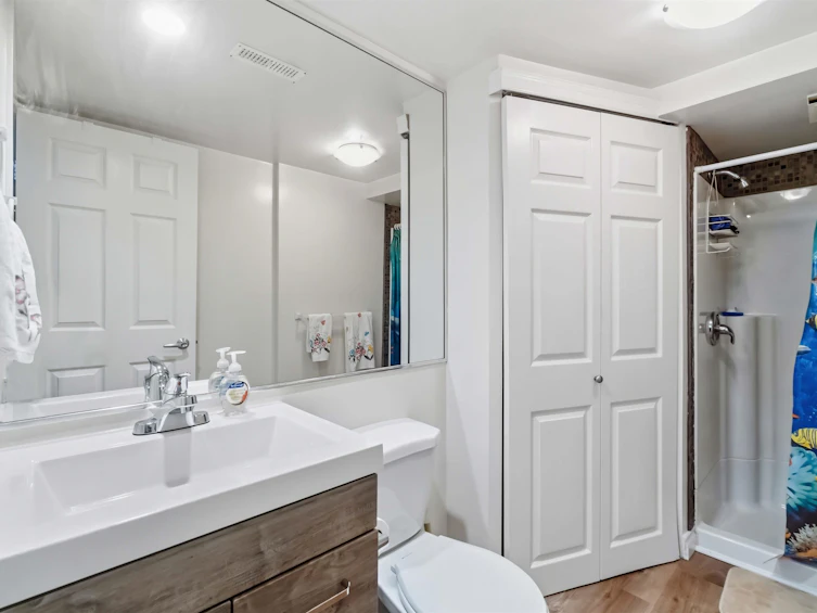 8433 Jellicoe Street, Vancouver, BC, V5S 2J4 - 17