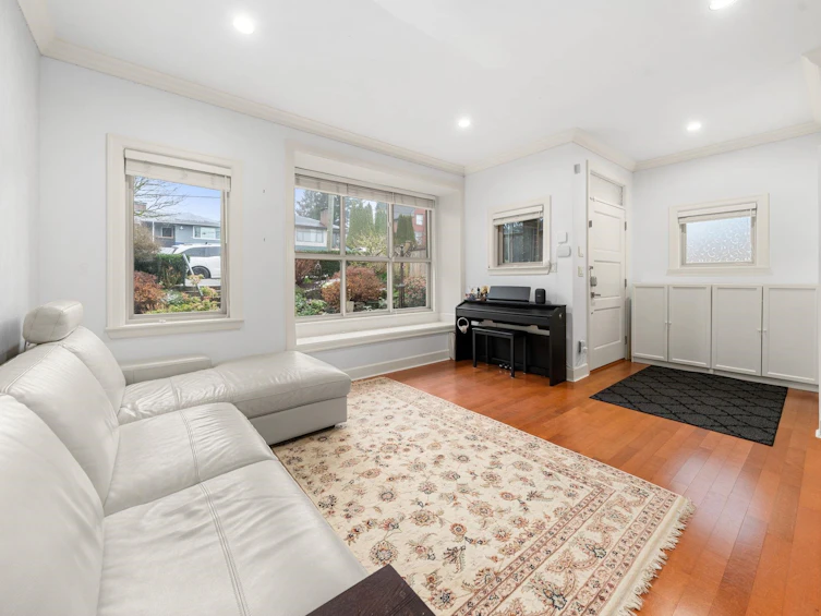 341 E 8th Street, North Vancouver, BC, V7L 1Z2 - 5