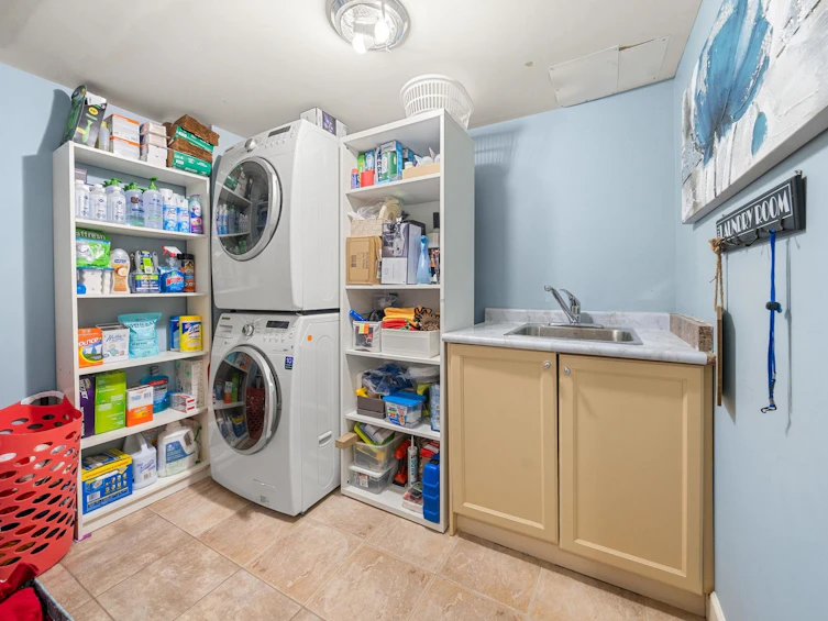 341 E 8th Street, North Vancouver, BC, V7L 1Z2 - 38