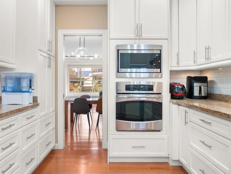 341 E 8th Street, North Vancouver, BC, V7L 1Z2 - 9