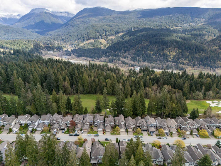 3283 Chartwell Green, Coquitlam, BC, V3E 3M9 - 38
