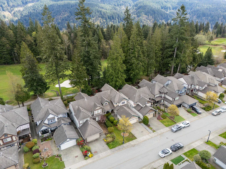3283 Chartwell Green, Coquitlam, BC, V3E 3M9 - 35