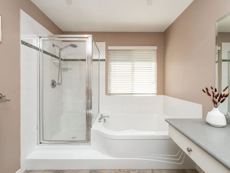 3283 Chartwell Green, Coquitlam, BC, V3E 3M9 - 19