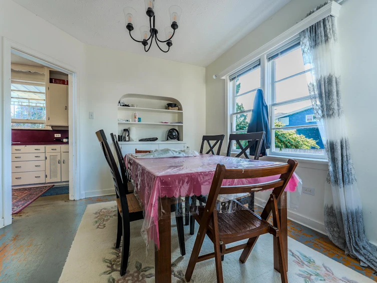 46220 Maple Avenue, Chilliwack, BC, V2P 2J4 - 5