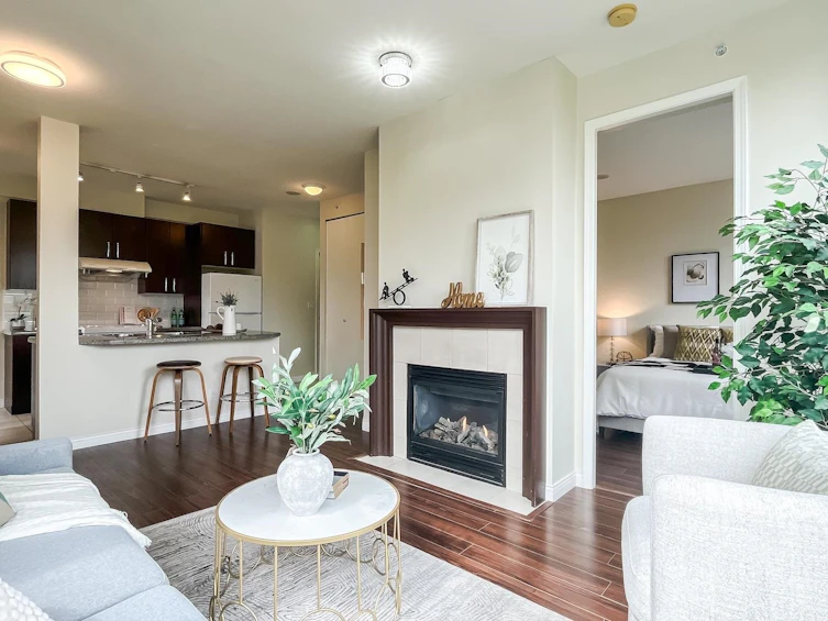 301-7368 Sandborne Avenue, Burnaby, BC, V3N 5C5 - 12