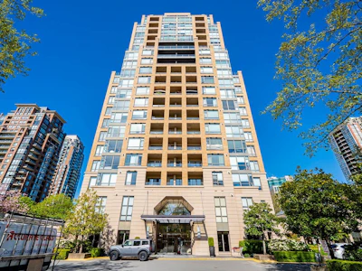 301-7368 Sandborne Avenue - 5