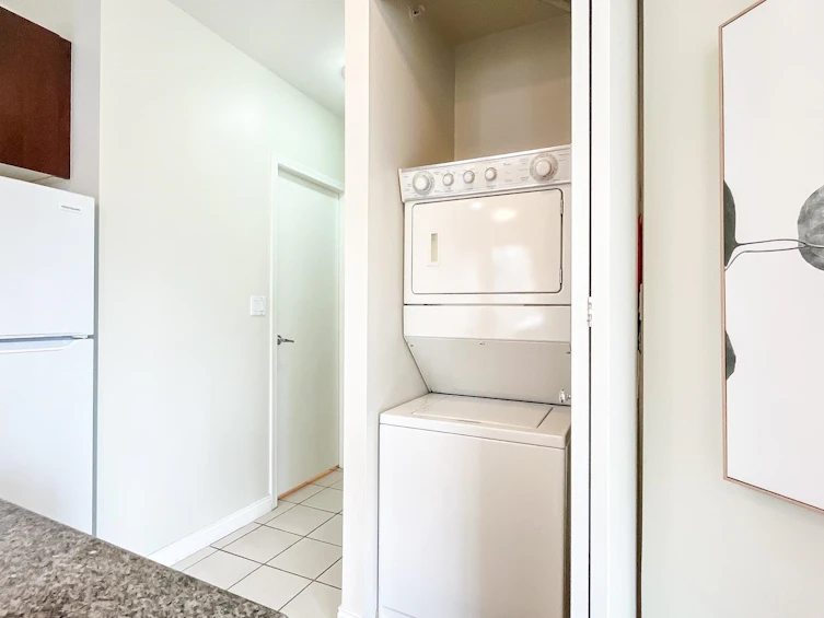 301-7368 Sandborne Avenue, Burnaby, BC, V3N 5C5 - 22