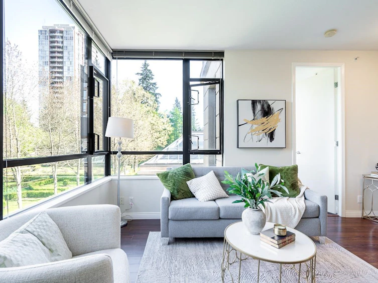 301-7368 Sandborne Avenue, Burnaby, BC, V3N 5C5 - 10