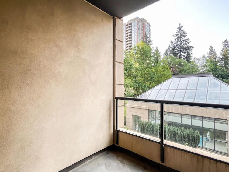 301-7368 Sandborne Avenue, Burnaby, BC, V3N 5C5 - 25