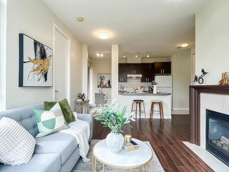 301-7368 Sandborne Avenue, Burnaby, BC, V3N 5C5 - 13