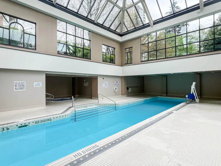 301-7368 Sandborne Avenue, Burnaby, BC, V3N 5C5 - 30