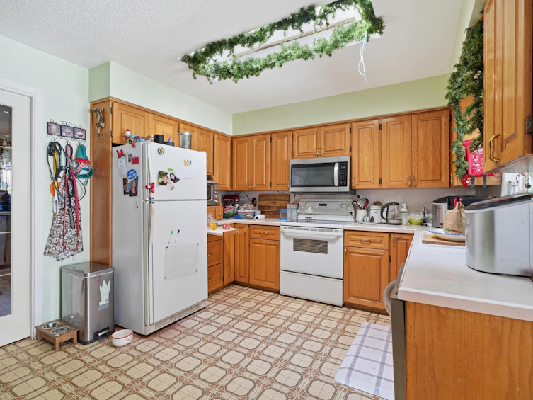 2574 Campbell Avenue, Abbotsford, BC, V2S 4A4 - 5